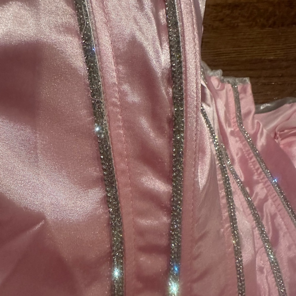 Dolls Kill Glinda Wicked Bubbly witch Pink Fairy Costume M NWT - Picture 13 of 14